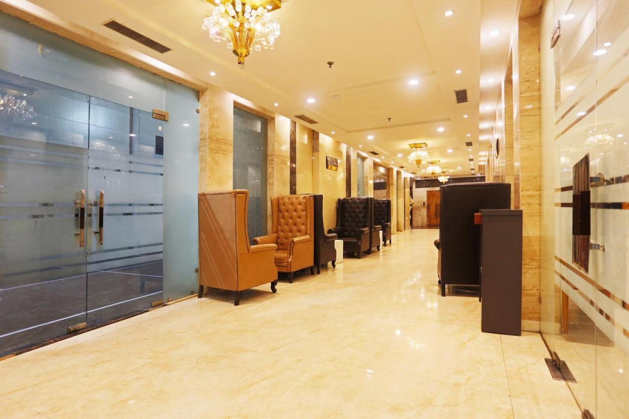 Capital O Green Palms Near Jhilmil Metro Station Otel Yeni Delhi Dış mekan fotoğraf
